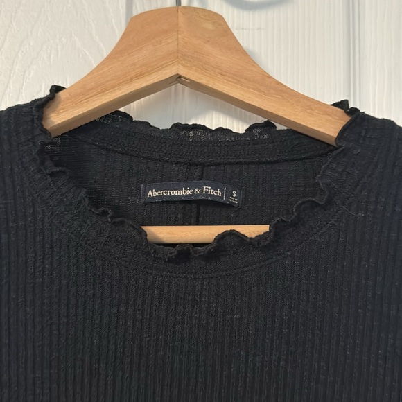 A&F Top - Picture 3 of 4